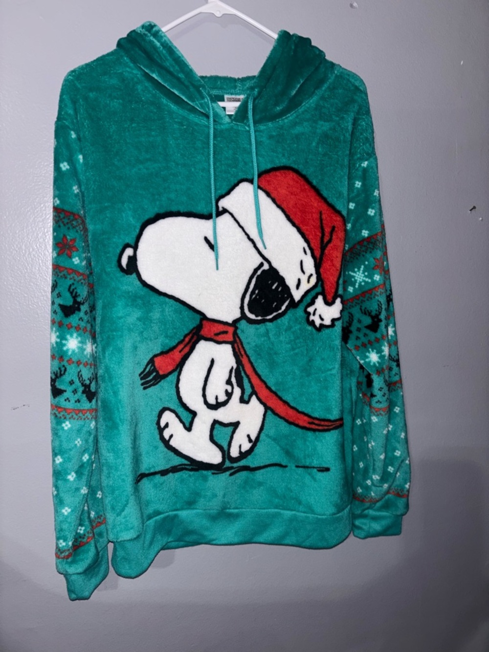 2XL Peanuts Fuzzy Hoodie